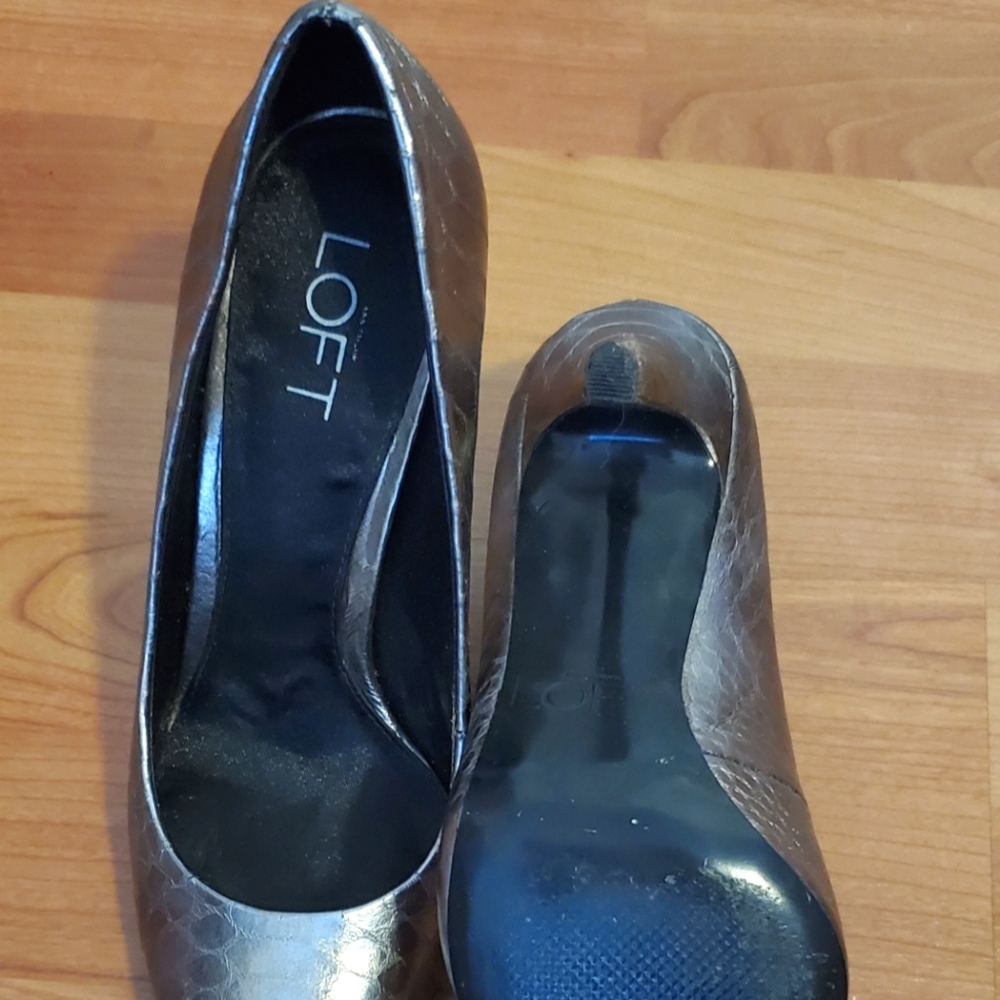 Loft Pumps - Picture 3 of 5